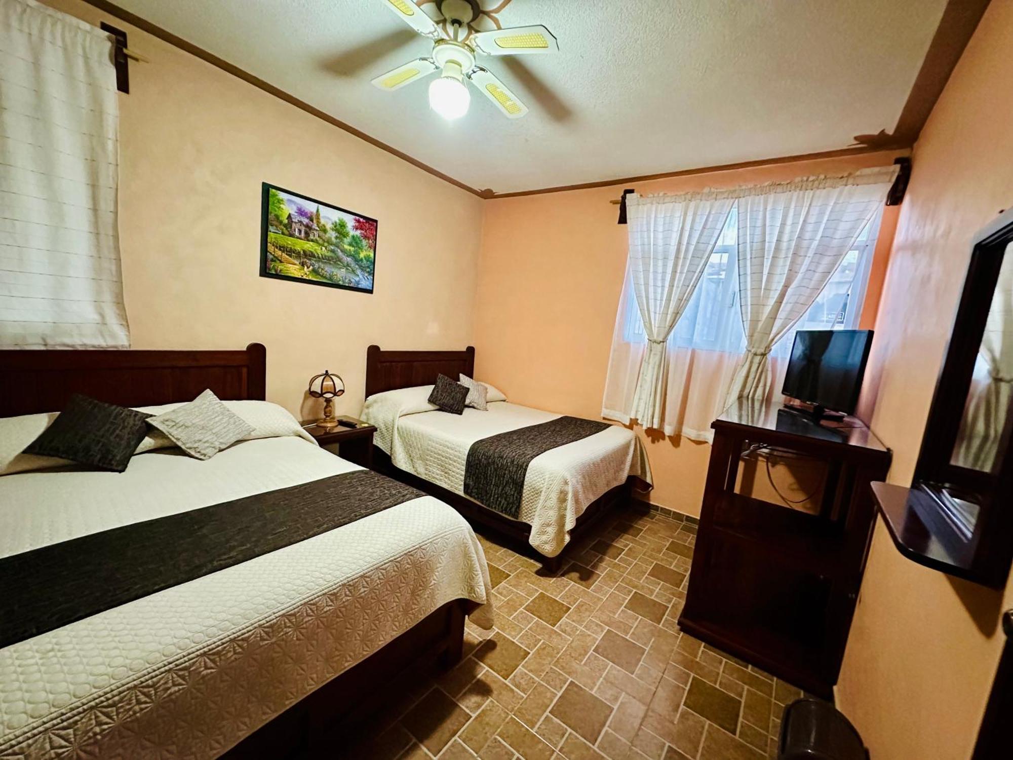 Hotel Monarca Tlalpujahua Екстер'єр фото